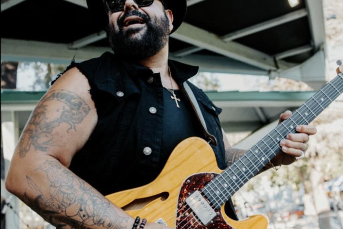 Jr. De Ville Blues Band